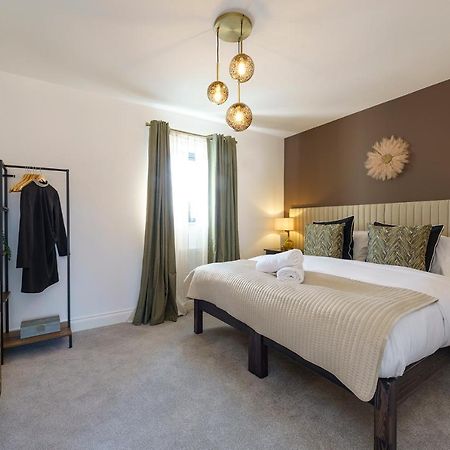 Alba - 2 Bedroom Luxury Apartment By Mint Stays บริสตอล ภายนอก รูปภาพ